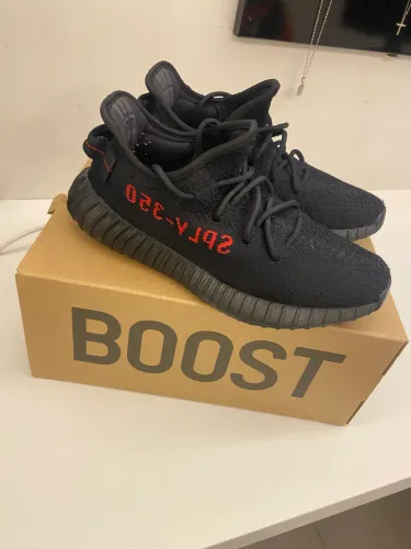 Yeezy Boost 350 v2 Black Red (Bred)