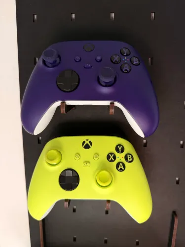 Controles Xbox Series X|S Originais Sem Fio (Astral Purple e Electric Volt) - Impecáveis