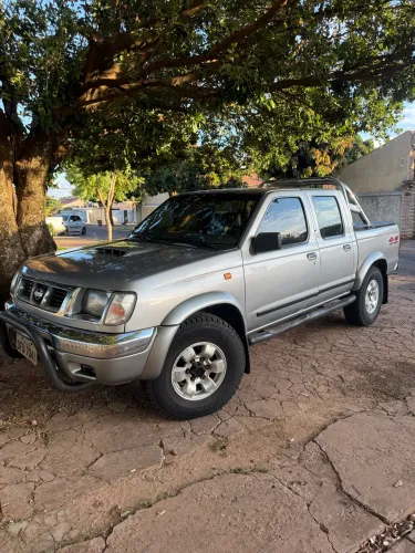 Nissan Frontier XE/ XE Tit. CD 4X4 2.8 TDI Dies 2002