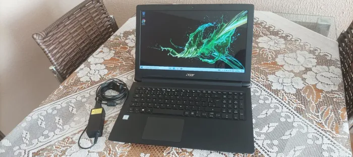 Notebook Acer i5 7°Ger - 1TB de HD - 4GB