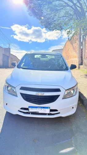 Chevrolet Onix JOY Hatch 1.0 8V Flex Mec. 4P 2018