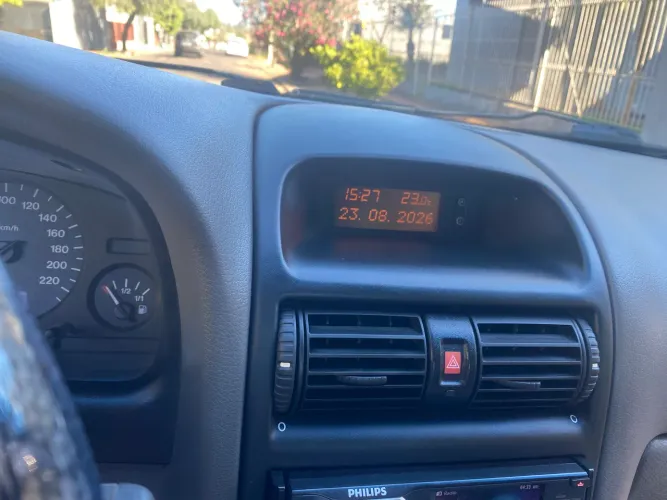 Chevrolet Astra Sedan 2.0/cd/ Expres.gls 2.0 8V 4P 2002