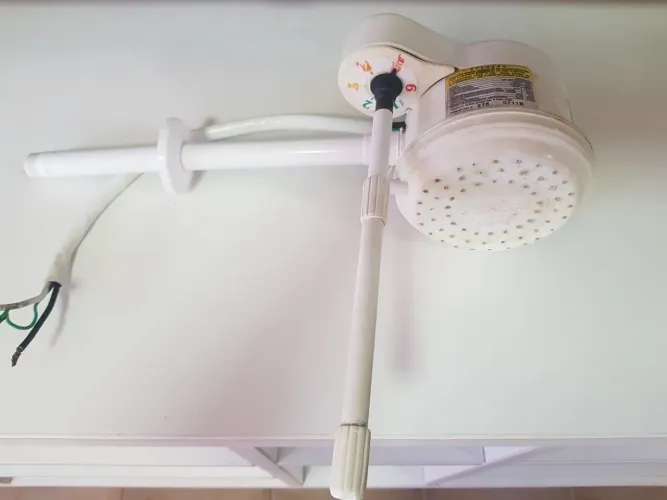 CHUVEIRO 220 VOLTS
