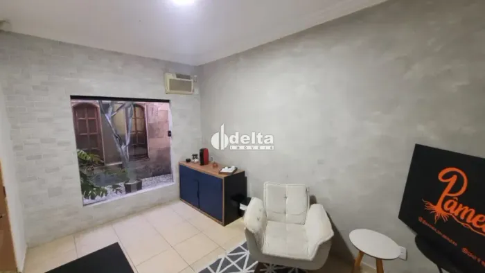 Sala disponível para locação no bairro Brasil em Uberlândia-MG