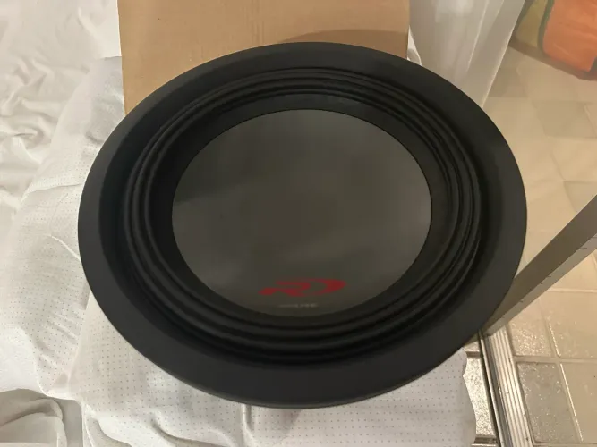 Subwoofer Alpine R 12? - 1243D