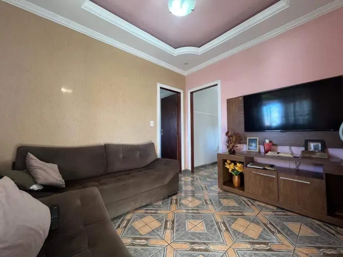Casa à venda - Lindéia, 9 quartos - Belo Horizonte