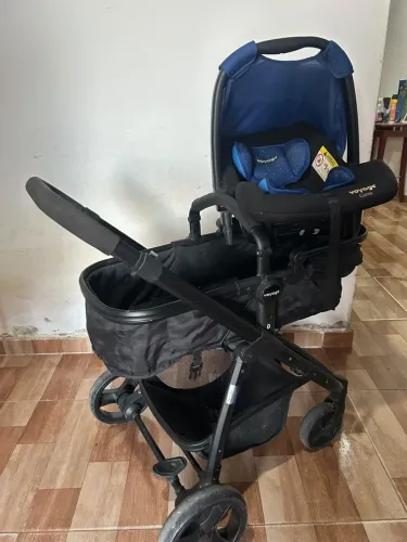 Carrinho de bebê 3x1 desmontável