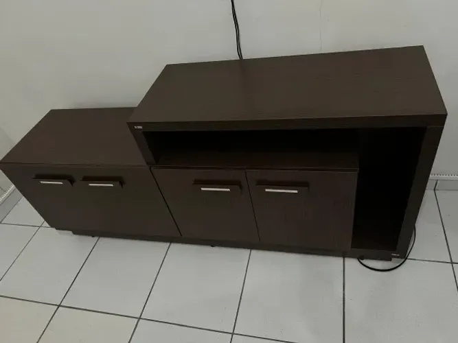 RACK EXECUTIVO DE ESCRITÓRIO 1,80M - ESTRUTURA 50MM - 4 PORTAS (MARROM)