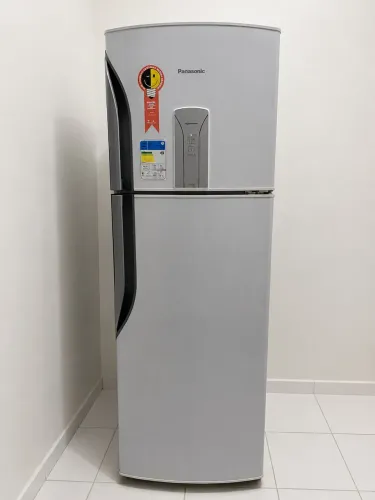 Geladeira Panasonic Frost Free 387L NR-BT40 - Econômica 127V