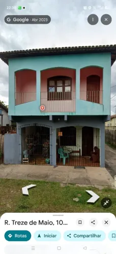 Vendo uma casa de altos e baixos em Benevides, rua 13 de maio número 100