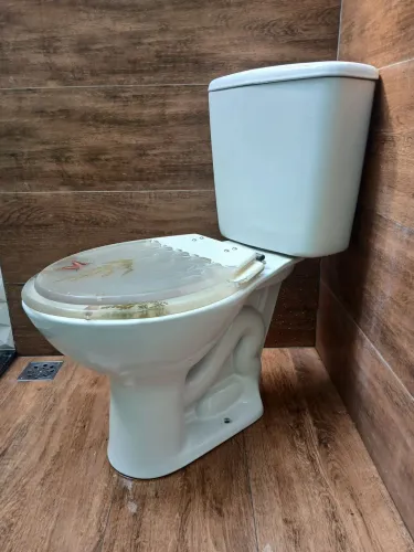 Vaso sanitário deca com caixa acoplada