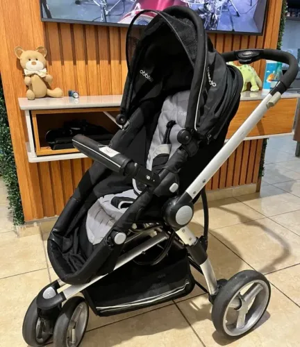 Carrinho+bebê conforto kit Kiddo.( Pra hoje