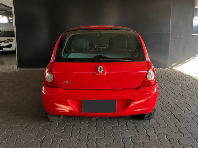 Renault Clio Hi-flex 1.0 16V 5P 2011