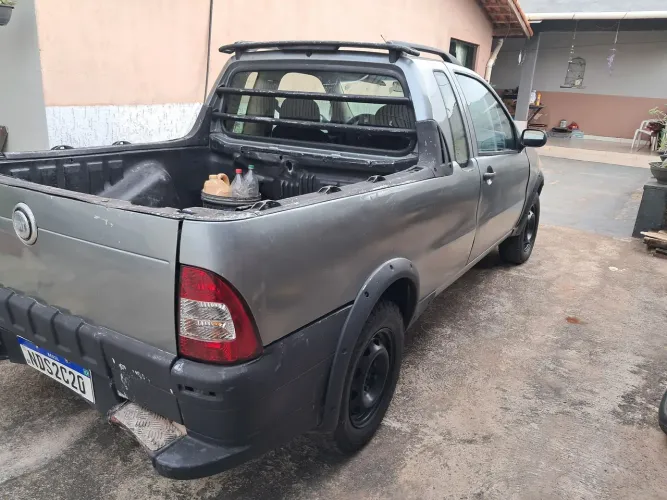 Fiat Strada Trekking 1.4 MPI Fire Flex 8V CE 2006