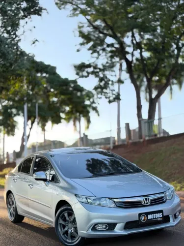 Honda Civic Sedan EXS 1.8/1.8 Flex 16V Aut. 4P 2013