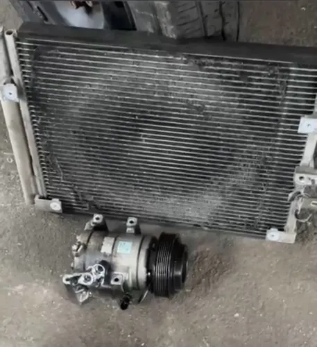 Vendo ar condicionado Kia bongo 16 V