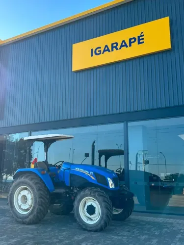 TRATOR - MARCA NEW HOLLAND - MODELO TT4.90 - 4X4