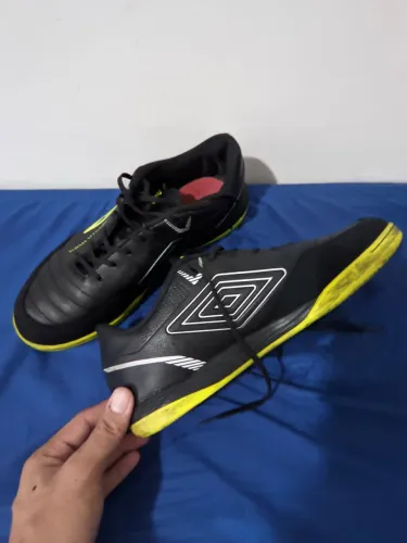 ? Umbro Pro 5 Neo Comfort ? Tamanho 40