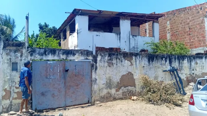 Vendo uma casa no conjunto Nova Natal