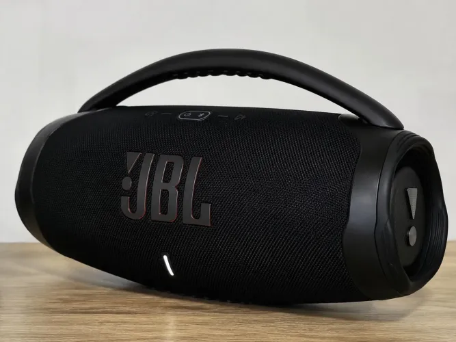 JBL boombox 3