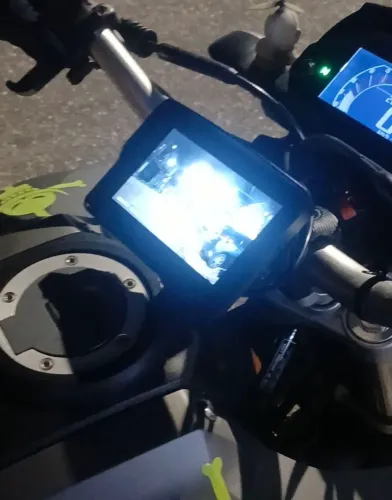 Multimédia para moto