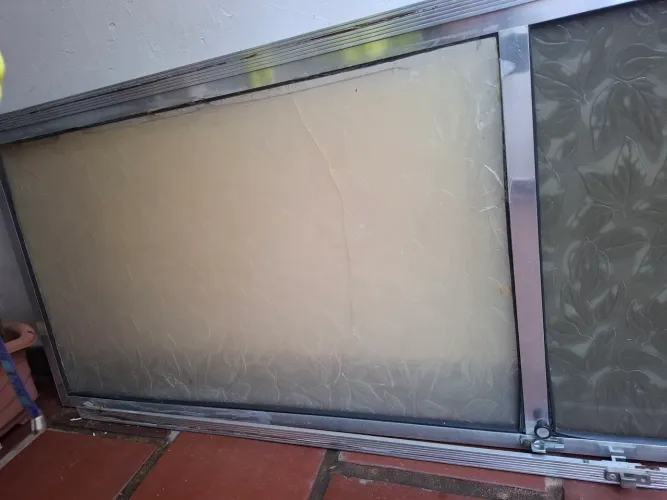 Porta de aluminio 70x2.10