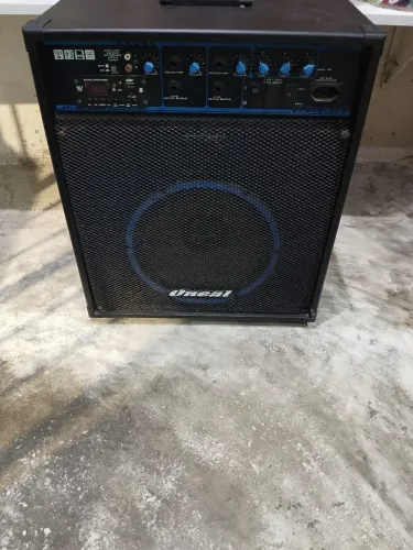 Vendo um som amplificado profissional novo