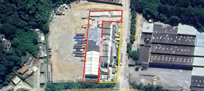 Galpão Locação 1000m2 por 15.000 Raposo Tavares km 86 Mairinque Locar
