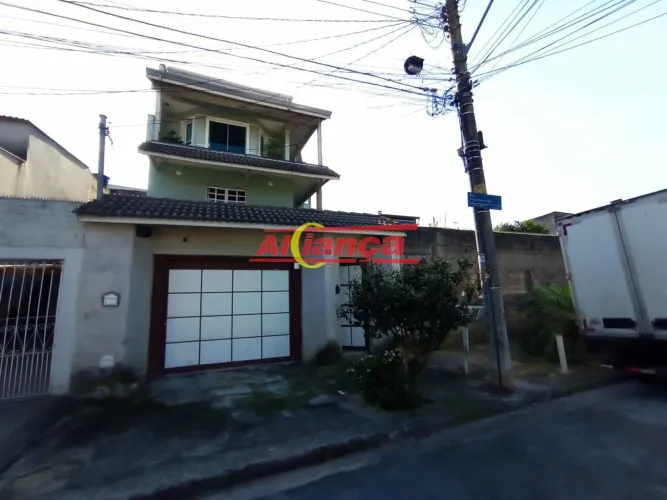 SOBRADO COM 3 QUARTOS A VENDA, 196m² Parque Continental - Guarulhos - SP