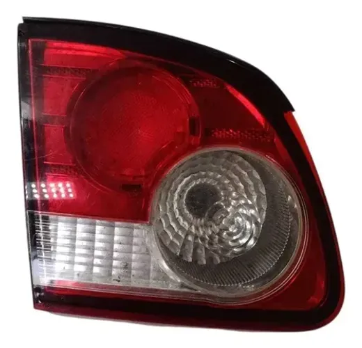 Lanterna Tampa Traseira Esquerda Corsa Classic 2011 - 2015 Esquerdo/motorista Vermelho