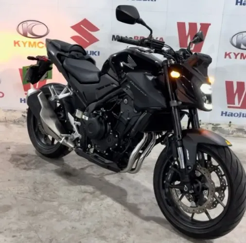 Honda CB500 Hornet (Baixo KM)