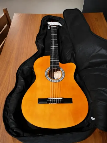Violão Gianini elétrico novissimo