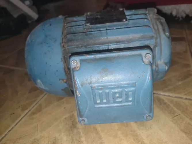 motor eletrico trifasico weg w22