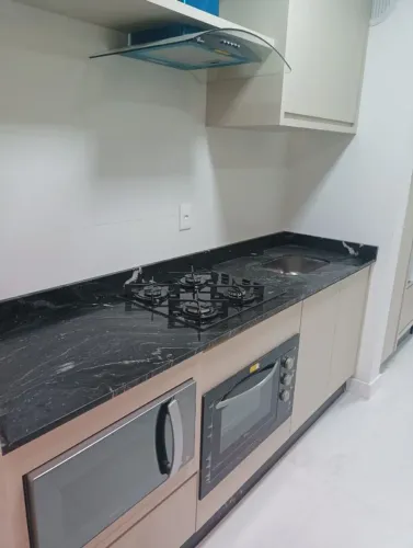 Promoção de bancada para cozinha, ilhas e lavatórios no granito Preto Via Láctea