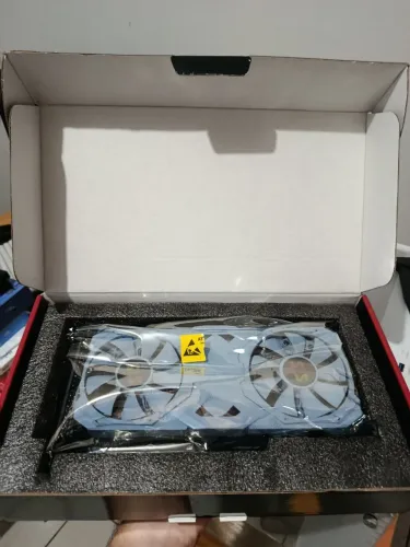 Placa de Vídeo SJS RX 580 8GB 2048SP GDDR5 256-bit USADA EM PERFEITO ESTADO