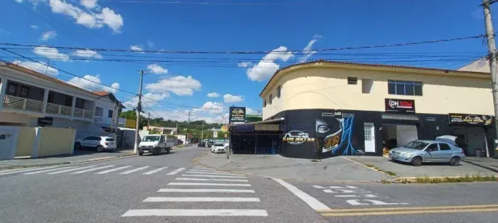 Apartamento com 3 dormitórios para alugar, 110 m² por R$ 2.800,01/mês - Residencial Burck