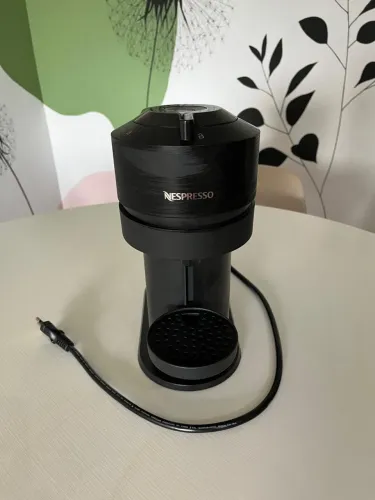 Cafeteira Nespresso  220 volts 