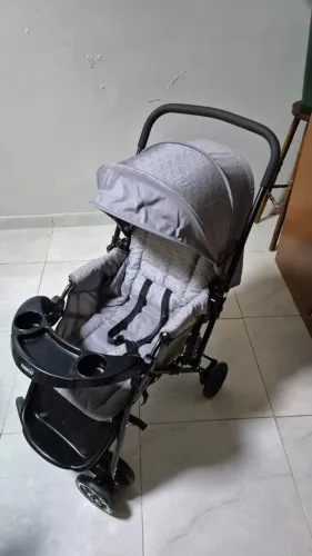 Carrinho para bebê Cosco reverse + bebê conforto