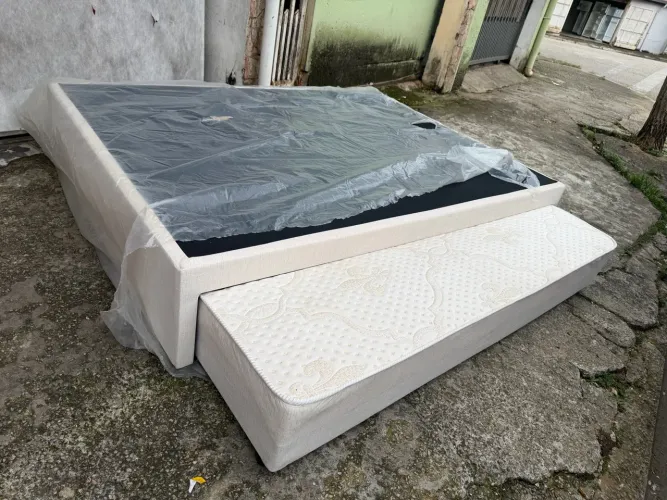 Cama box com solteiro auxiliar semi novo