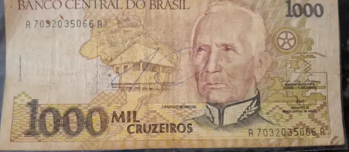 Cédulas antigas para colecionadores 