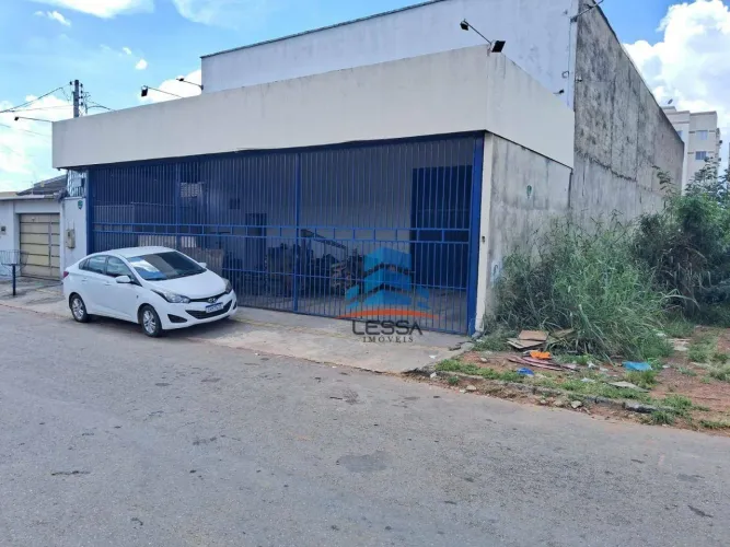 Galpão de 392,5m² no Parque Oeste Industrial - Goiânia