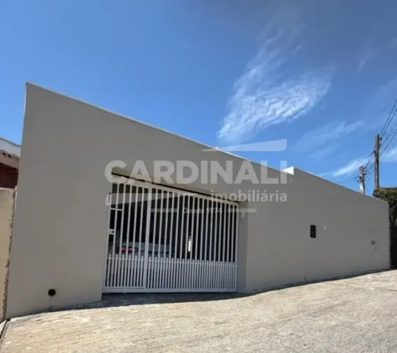 Casa + Edícula Totalmente Reformada à Venda no Jardim dos Oliveiras em Campinas, 200m², 4
