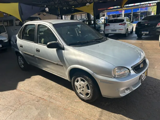 Chevrolet Corsa SED Class.life 1.0/1.0 Flexpower (álcool) 2009