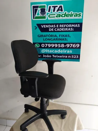 Cadeira giratória ergonômica 