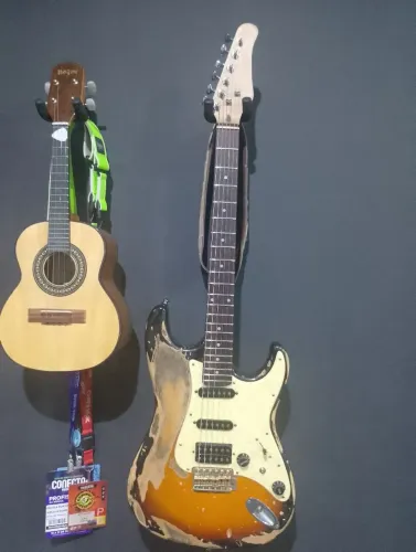 Guitarra super Strato rélic hand made