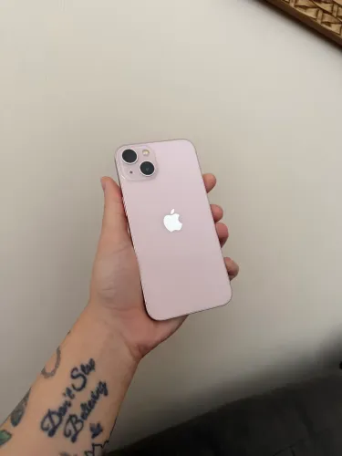 Vendo iPhone 13 Rose Gold - 256 GB