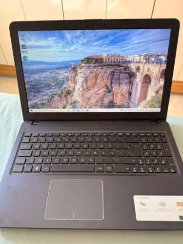 Notebook Asus
