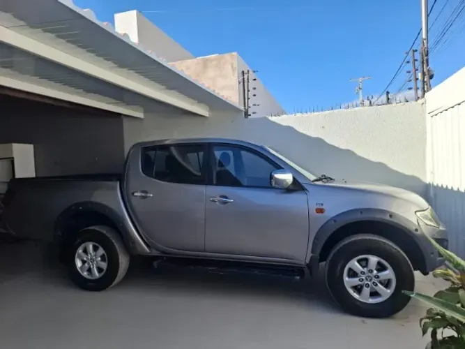 Mitsubishi L200 Triton GLX 3.2 CD TB Int.diesel MEC 2013