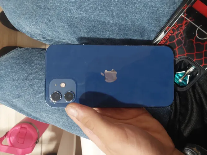 iPhone 12
