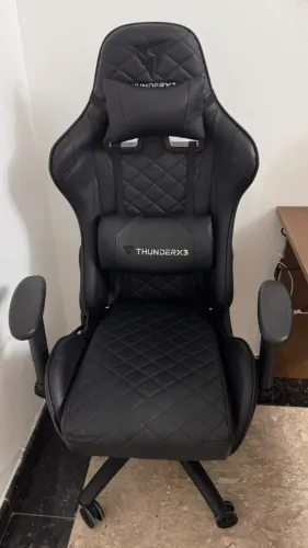 Cadeira Gamer ThunderX3 TGC12 Preta - Excelente Estado